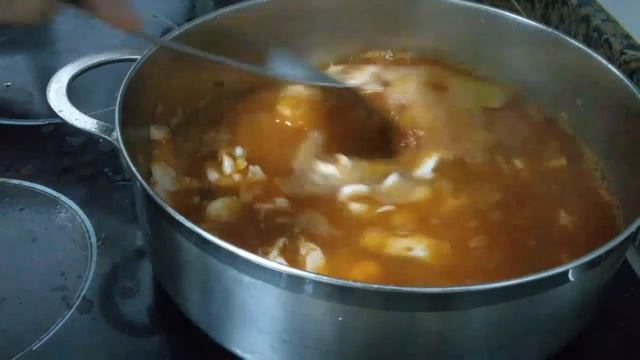 Receta fácil de estofado de rape con patatas смотреть онлайн