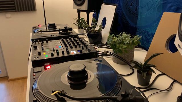 House Vinyl Session #03 | Opa Music смотреть онлайн