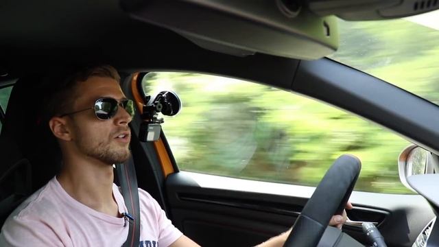 Hot hatch-t keresel? - Renault Megane RS Trophy смотреть онлайн