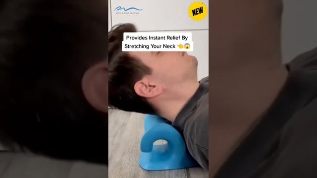 SHOULDER NECK STRETCHER SPINE ALIGNMENT PILLOW DEVICE. смотреть онлайн