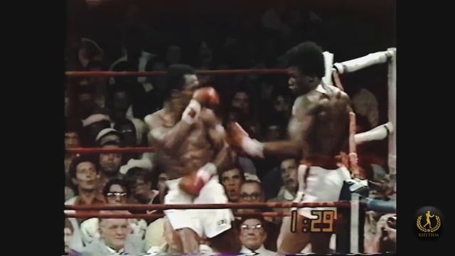 How Sugar Ray Leonard Cracked The Philly Shell Defense смотреть онлайн