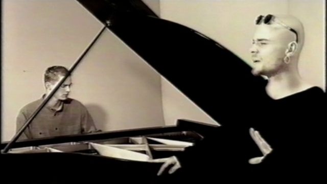 East 17-Thunder (HD) смотреть онлайн