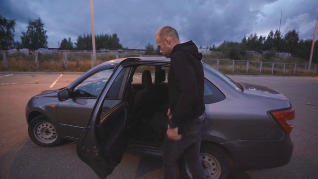 ЛАДА ГРАНТА за 270 тыс. Зачем ее покупают? смотреть онлайн