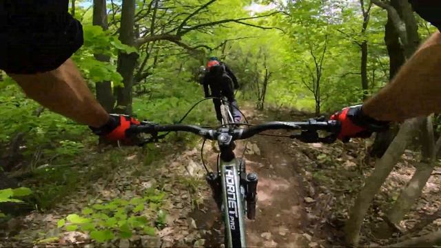 MTB | South of The Rock Trail | Gorna Oryahovitsa | Пътеката южно от Камъка | Горна Оряховица смотреть онлайн