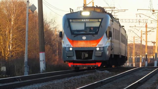 Электропоезд ЭП2Д-0007 ЦППК платформа Зосимова Пустынь 7.11.2020 смотреть онлайн