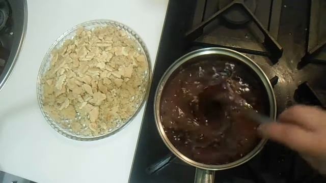 Шоколадная колбаска с орехами смотреть онлайн