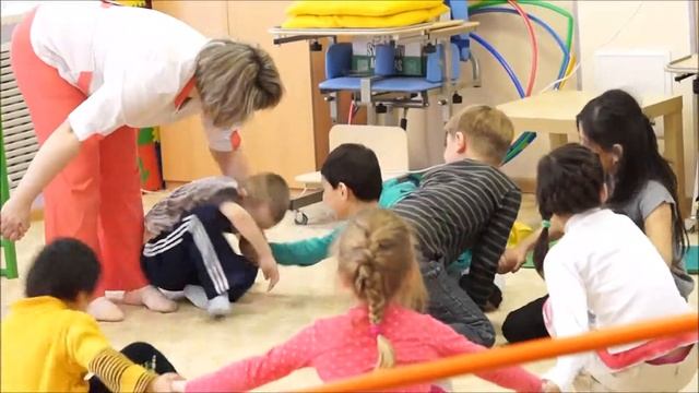 Школа дошкольника для детей-мигрантов на базе Центра «Помощь» смотреть онлайн