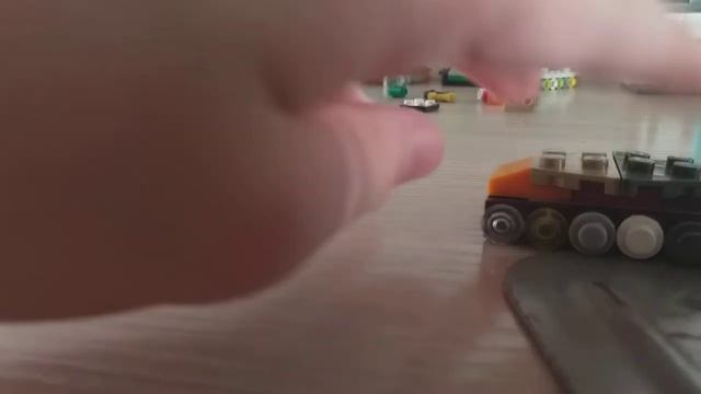 собираем т -34 из Lego смотреть онлайн