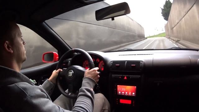 Driving my 2002 Leon Cupra R stage 1 смотреть онлайн