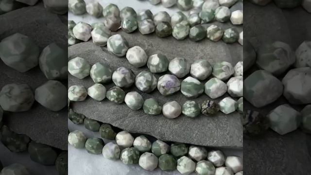 "Яшма Риолит" (осадочная порода) многогранники 8 и 10 мм смотреть онлайн