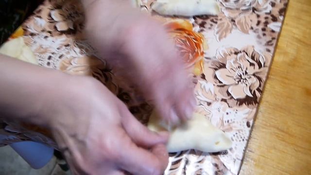 С КАЖДЫМ ГОДОМ РАДОСТНЕЕ ЖИТЬ ! смотреть онлайн