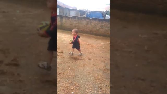 Si Bocah dilif main dilf main Bola смотреть онлайн