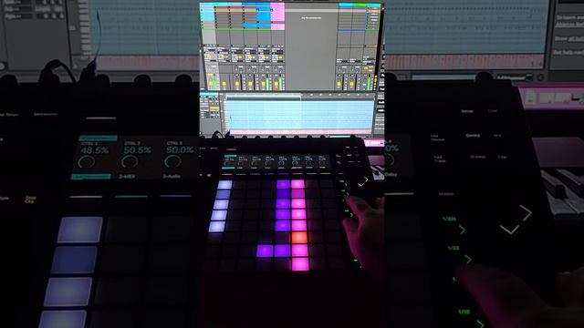 Driver 8 - REM - Ableton Live смотреть онлайн