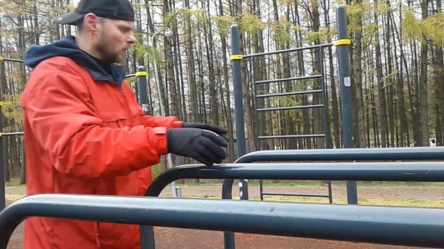 Подтягивания и подходящее упражнение к "уголку". смотреть онлайн