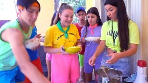 ВОЛШЕБНЫЙ СУНДУК ОЗВЕРЕЛ ! Даша СНОВА ЛИДЕР В ЛАГЕРЕ