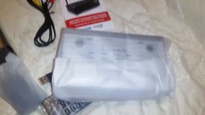 Цифовая приставка Lumax DV4205HD