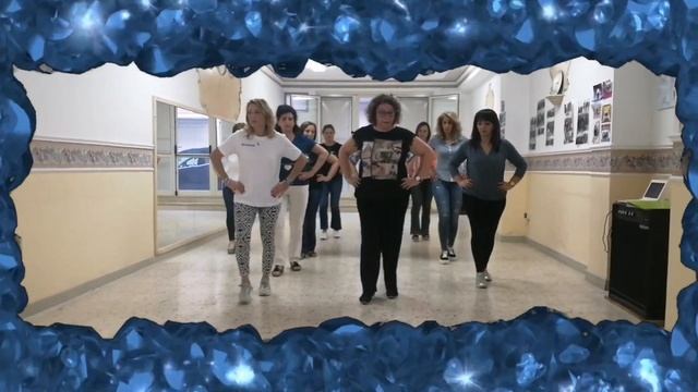 ballo di gruppo Tarantella le due Sicilie Peppe Zona. coreo Juanny смотреть онлайн