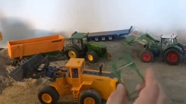 RC --Volvo L220E Loading shovel-- 1:32  **Modified**