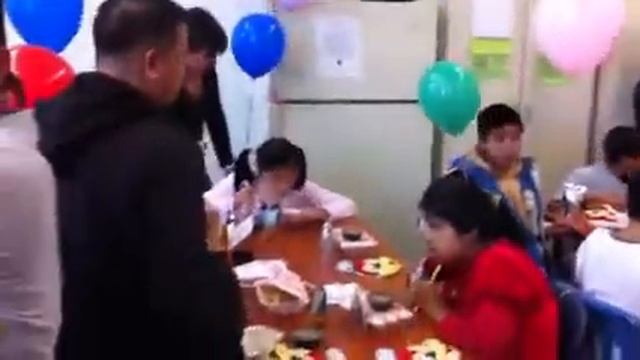 Julien's Birthday - 2 смотреть онлайн