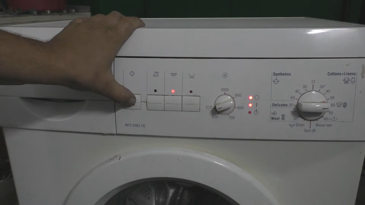 Бош ПРОТЕСТИРУЙ свою стиральную машину. Bosch maxx 4 - диагностика. смотреть онлайн