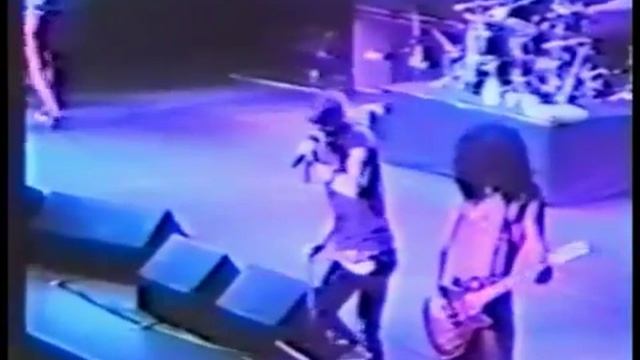 Guns N' Roses - Patience - Live At Melbourne 1988