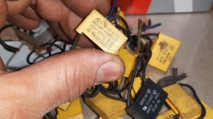 ???Зачем конденсатор в электроинструменте????
