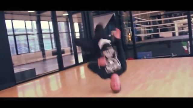 Roman Gorskiy смотреть онлайн