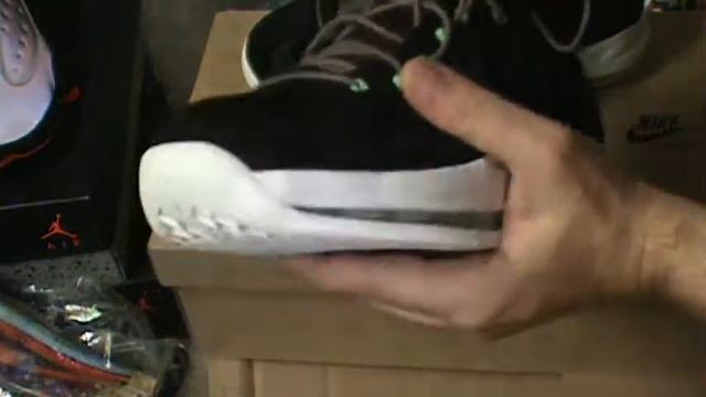 "LEBRON X 10 EXT BLACK MINT" /BLACK SUEDE Q.S A MUST HAVE! смотреть онлайн