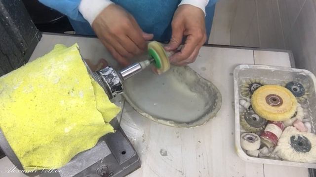 Зубной - техник. Обработка и полировка протез. 5 - часть. Deaf смотреть онлайн