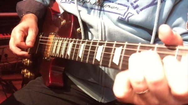 GIBSON LES PAUL STUDIO (ebony fret.) - Nineties era.