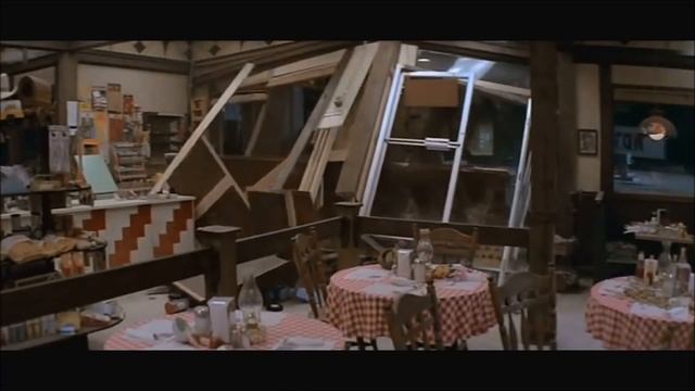 Maximum Overdrive - Truck Scenes [HD] смотреть онлайн