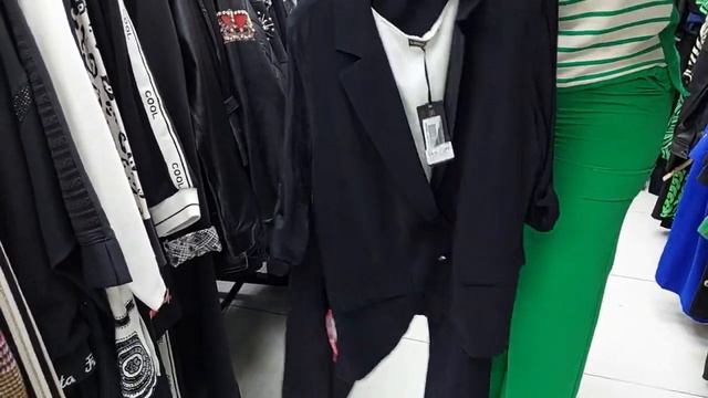 ТУРЕЦКАЯ ОДЕЖДА У ЛАДЫ ШИКАРНЫЕ НОВИНКИ СУМКИ КОСТЮМЫ РЫНОК САДОВОД смотреть онлайн