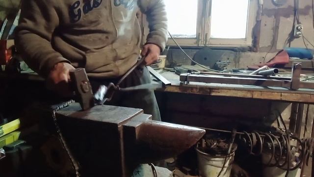 кованое дерево,часть1, художественная ковка,кованые изделия,кондуктор,кузня,своими руками смотреть онлайн