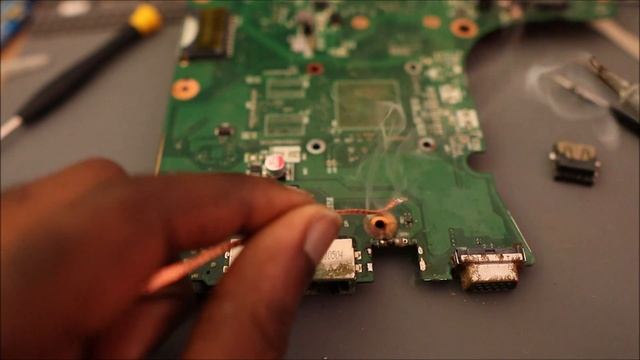 Laptop USB replace Guide- How to fix your USB port on Laptop смотреть онлайн