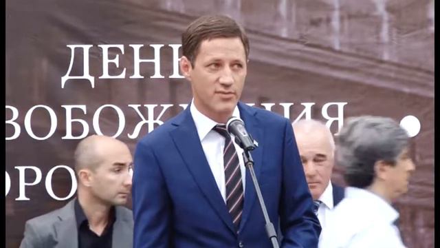 Поднятие флага в Новом Районе, г.Сухум смотреть онлайн