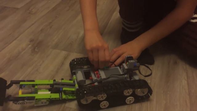 Лего техник Обзор LEGO technic 42065, Обзор Лего техник Скоростной вездеход на радиоуправлении смотреть онлайн