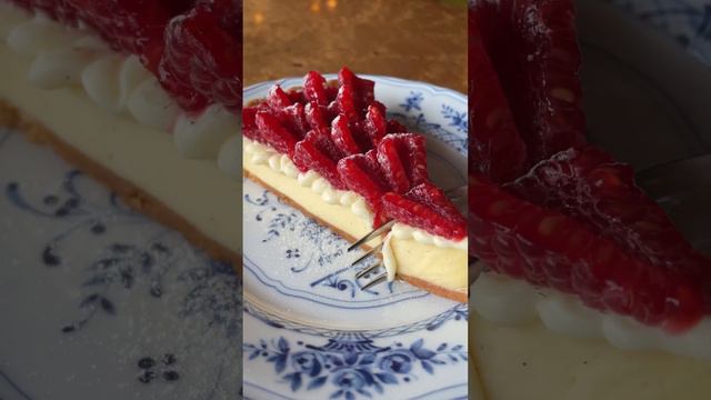 Тарт с малиной из петербургского Grecco #петербург смотреть онлайн