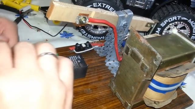 Ремонт аккумуляторной батареи машинки на радиоуправлении. смотреть онлайн