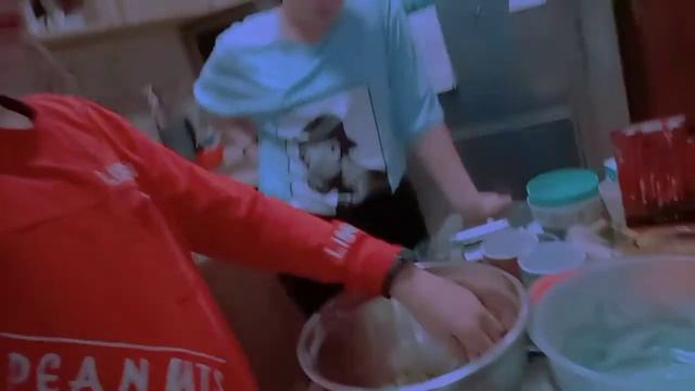 ПЕРВЫЙ ВЛОГ. ГОТОВИМ ПЕЧЕНЬЕ С ПРЕДСКАЗАНИЯМИ.