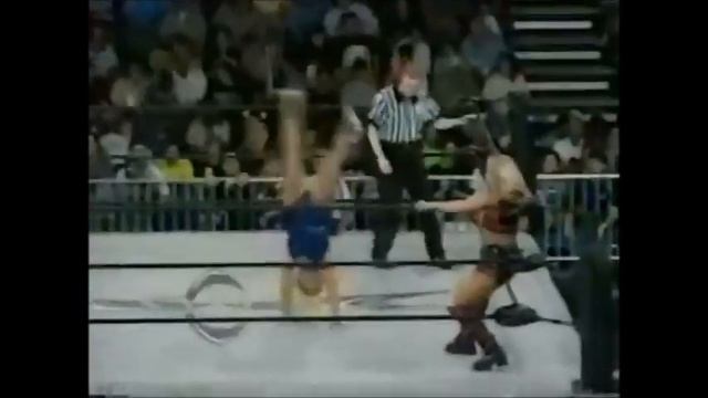 Molly Holly- Handspring Elbows смотреть онлайн