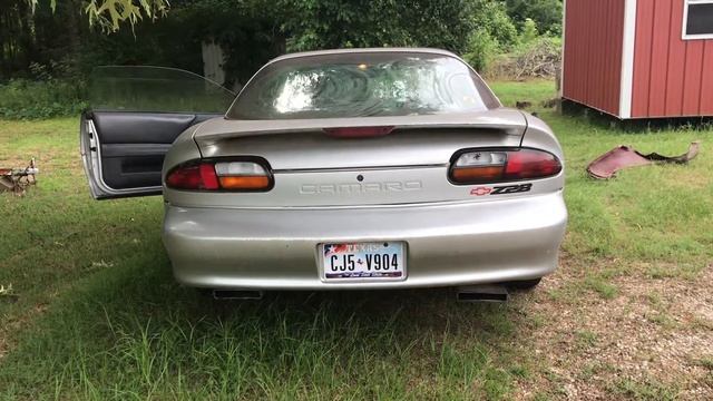 1997 Camaro Z/28 Stock Exhaust Start Up And Revs смотреть онлайн