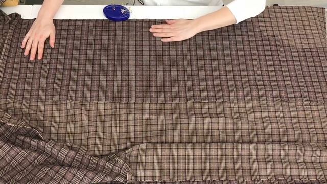 Раскрой  платья-рубашки. Как кроить ткань в клетку. Первая примерка. #шьюдома #платье #рубашка