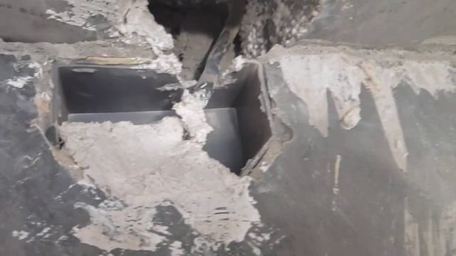 Как заделать технологические отверстия в стене и потолке штукатуркой смотреть онлайн