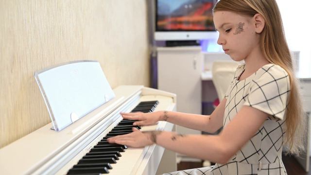 Lisa piano (Rauf & Faik - колыбельная) смотреть онлайн