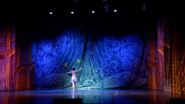 Щелкунчик. 03.01.21. Балетная школа Вежновец смотреть онлайн