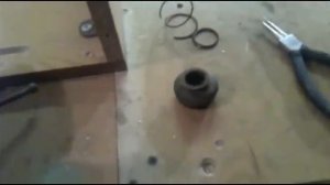 Как заменить шаровую опору на Рено Логан своими руками в гараже!