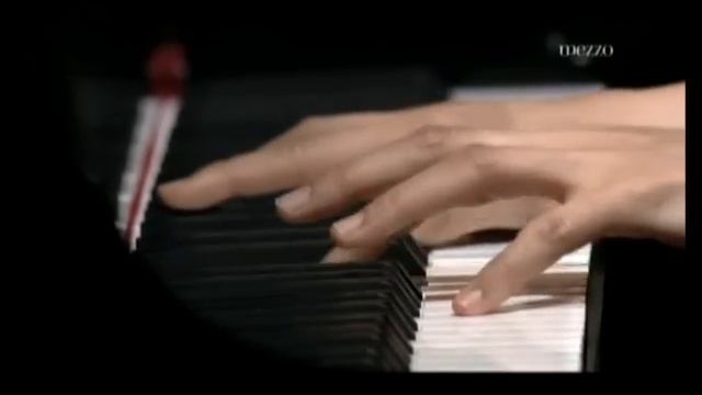 Chopin,Momo Kodama,Nocturno en un diese mineur opus 27 n1 смотреть онлайн