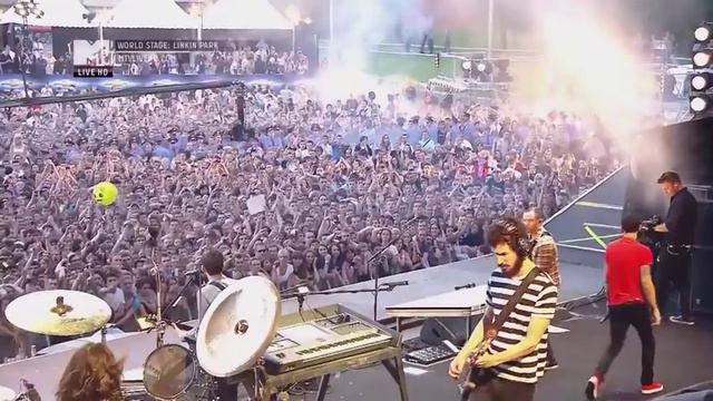 Linkin Park - Bleed It Out [Live] смотреть онлайн