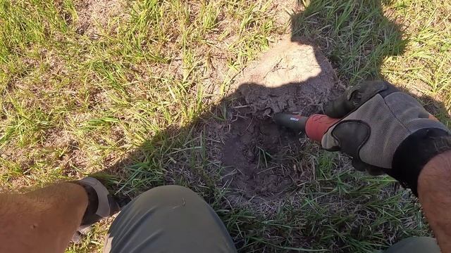 Field Testing the Minelab Pro-Find 40 against the Garrett Pro-Pointer AT смотреть онлайн