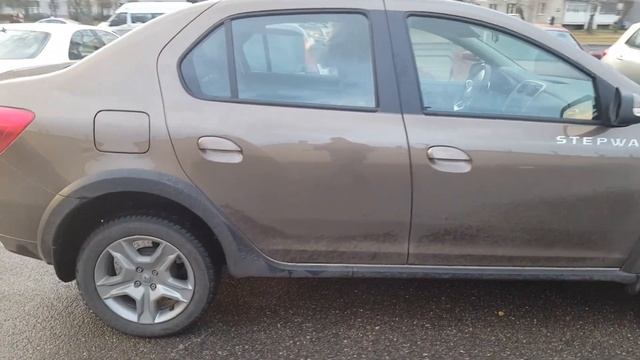 Renault Logan Stepway смотреть онлайн